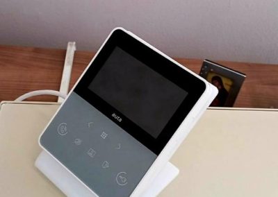 AUTA NEOS 4 HANDSFREE BLACK ΟΘΟΝΗ - auta.gr