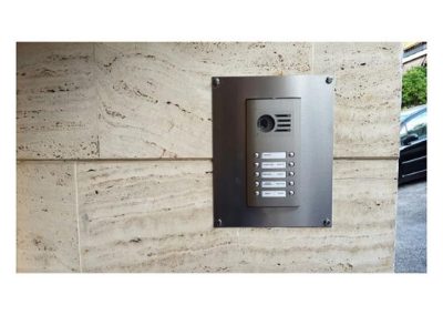 ΜΠΟΥΤΟΝΙΕΡΑ ΕΙΣΟΔΟΥ ΘΥΡΟΤΗΛΕΟΡΑΣΗΣ COMPACT AUTA ΑΠΟ ΑΝΤΙΚΑΤΑΣΤΑΣΗ ΠΑΛΑΙΩΝ ΘΥΡΟΤΗΛΕΦΩΝΩΝ - auta.gr