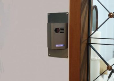 ΜΠΟΥΤΟΝΙΕΡΑ ΕΙΣΟΔΟΥ ΘΥΡΟΤΗΛΕΟΡΑΣΗΣ COMPACT AUTA ΑΠΟ ΑΝΤΙΚΑΤΑΣΤΑΣΗ ΠΑΛΑΙΩΝ ΘΥΡΟΤΗΛΕΦΩΝΩΝ - auta.gr