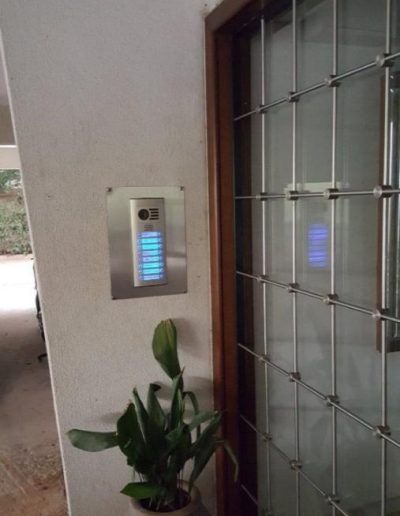 ΜΠΟΥΤΟΝΙΕΡΑ ΘΥΡΟΤΗΛΕΟΡΑΣΗΣ AUTA ΜΕ ΕΓΧΡΩΜΗ ΚΑΜΕΡΑ - auta.gr